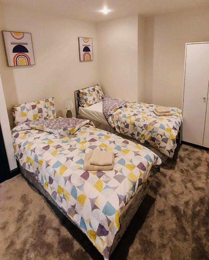 Green Lantern, Private En-Suite Double Bedroom Aveley Екстер'єр фото